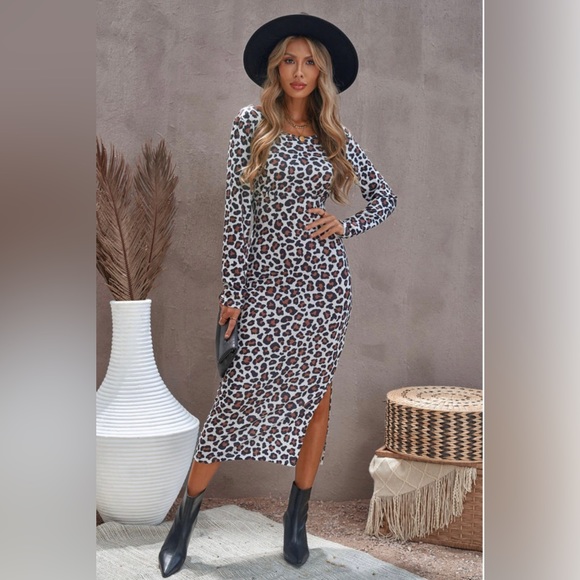 Long Sleeve Lace Up Back Bodycon Dress - Picture 2 of 6